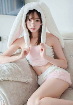 tickle亚洲挠乳丨VK_720HD高清在线观看
