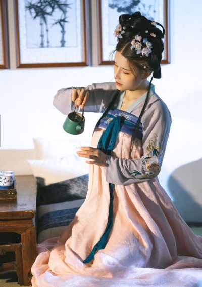 美女隐私视频播放免费_1080迅雷电影在线