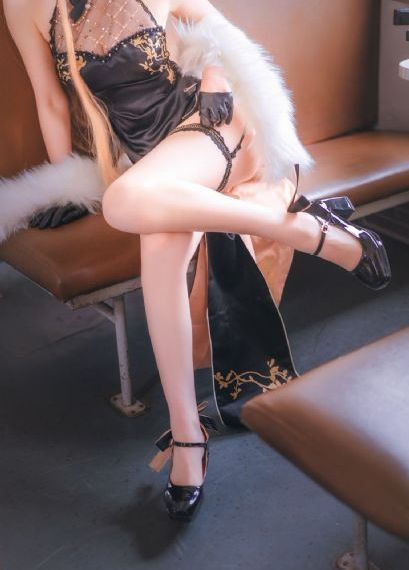 中文字幕人成乱码熟女免费_超清电影在线观看